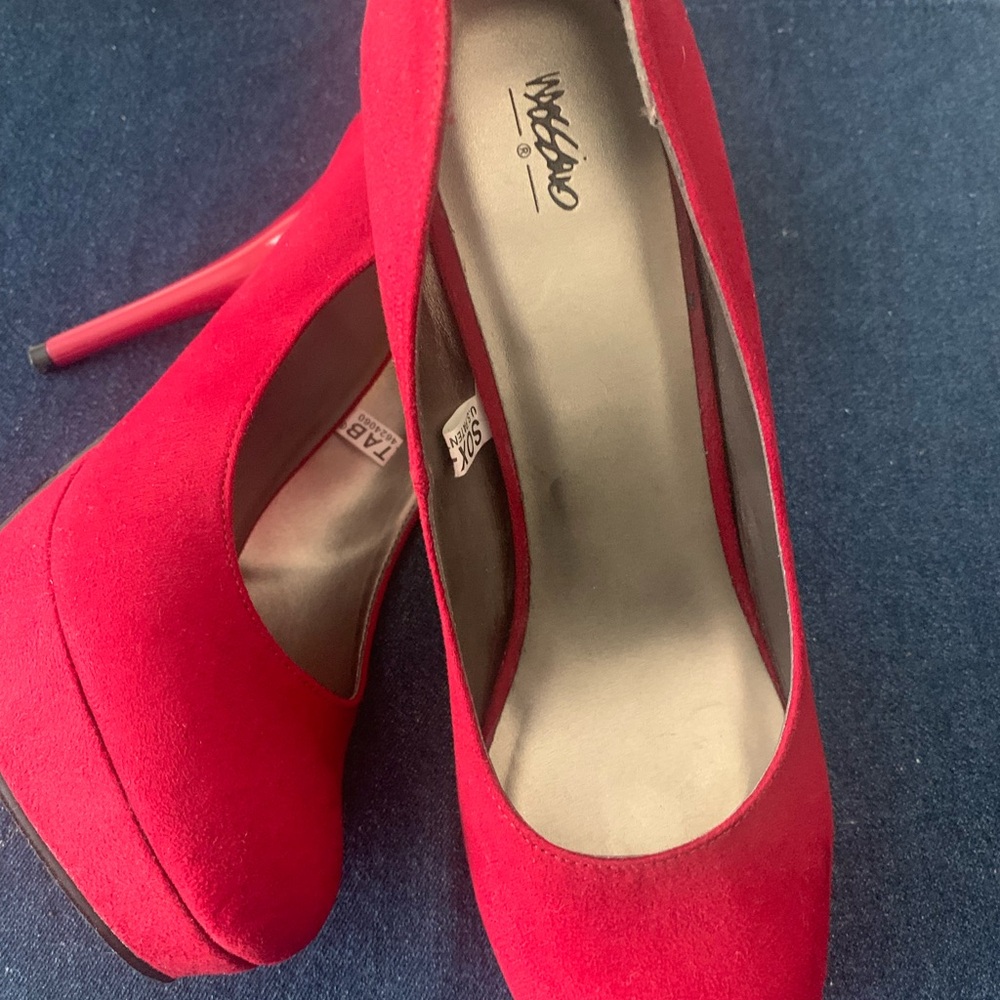 Mossimo Supply Co Red Heels EUC